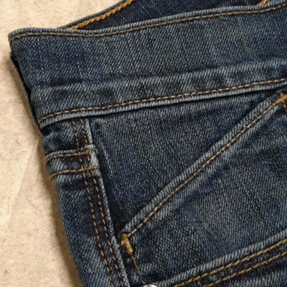 Old Navy Jeans - Picture 8 of 8